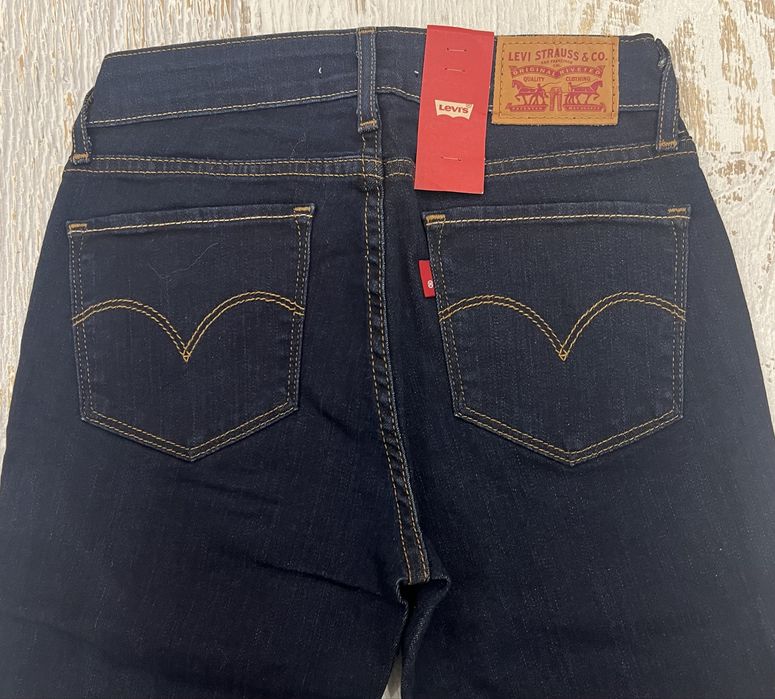 Джинси жіночі Levis 712 Slim.