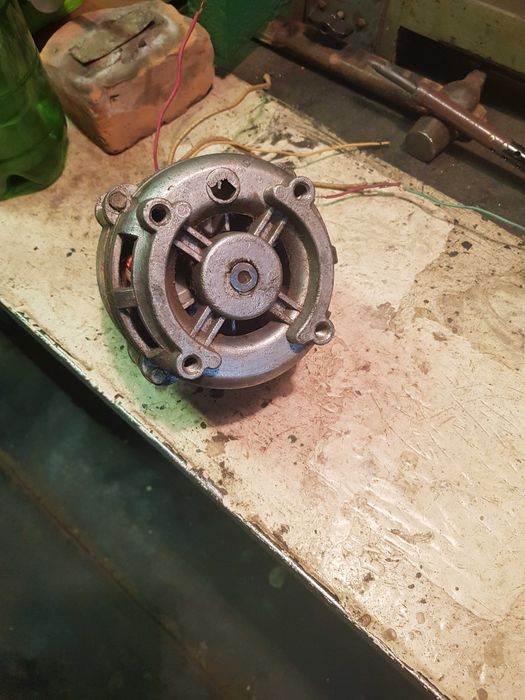 Электродвигатель от стиральной машины СССР