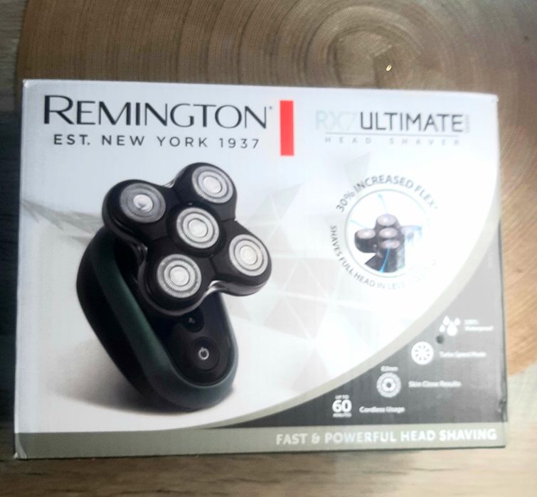Бритва електрична для голови Remington роторна Ultimate Series RX7