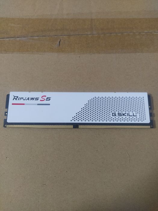 Оперативная память DDR5 16GB G.SKILL Ripjaws S5 5600MHz CL30 White