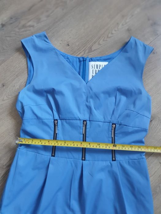 Sukienka Simple XL.Wymiary na zdjęciach.