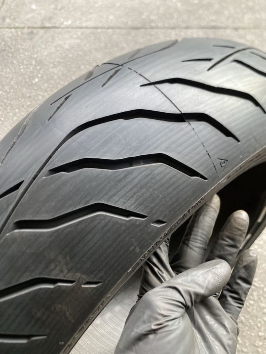 Pneu de mota 180/55/17 Dunlop RoadSmart IV GT (NOVO)