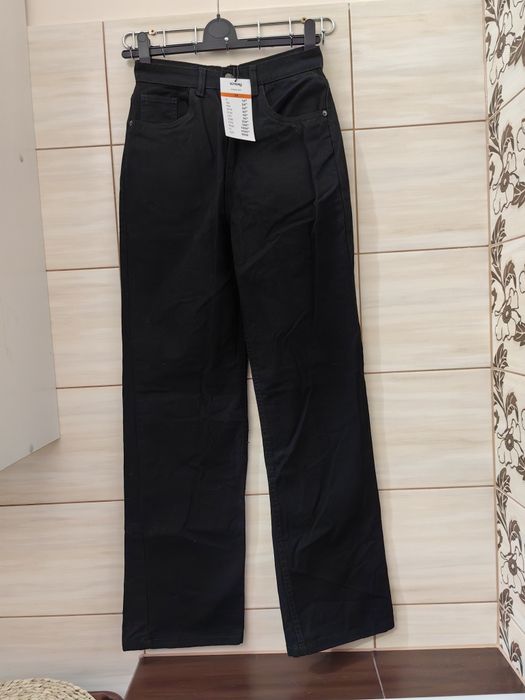 Czarne jeansy wide leg Sinsay 34