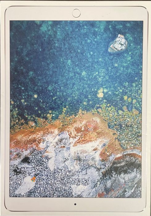 iPad Pro em excelente estado com teclado original pro