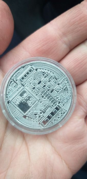 Монета біткоїн нова