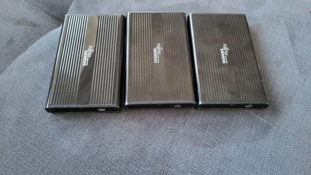 Dyski twarde 3 sztuki