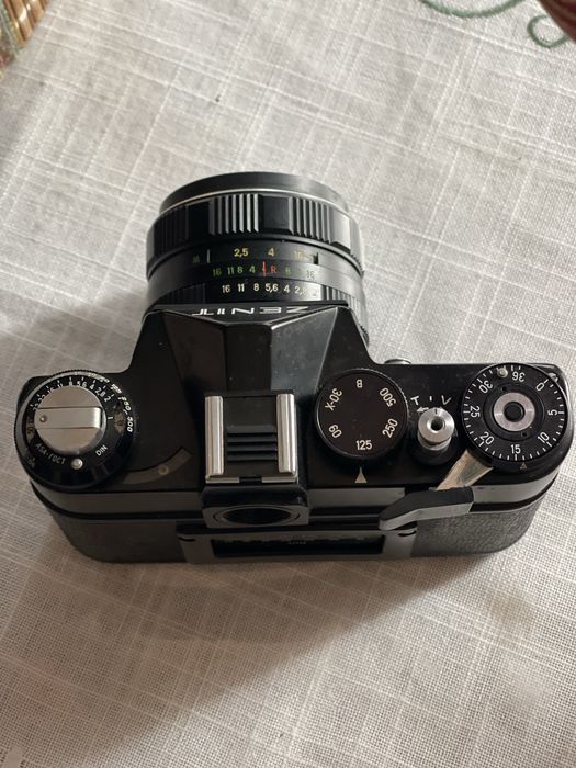 Плівковий фотоапарат Zenit 11 + Helios-44M-4 2/58 (Made in USSR)