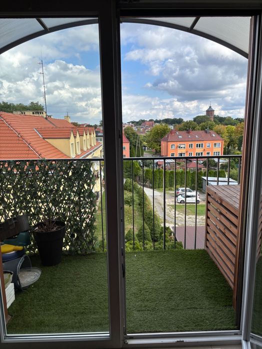 Mieszkanie 52 m² z balkonem, klimatyzacją i parkingiem – Kędzierzyn-Koźle