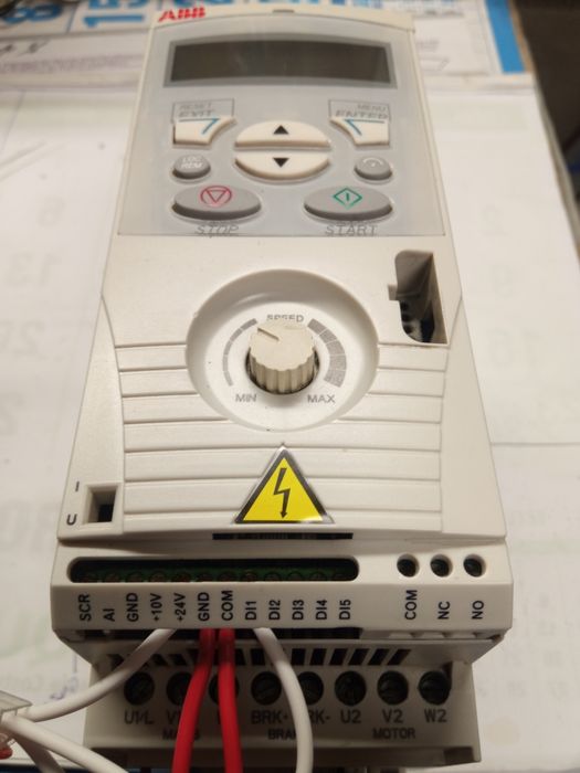 variador de frequência Entrada a 230v 0,75 kW (1 cavalo )