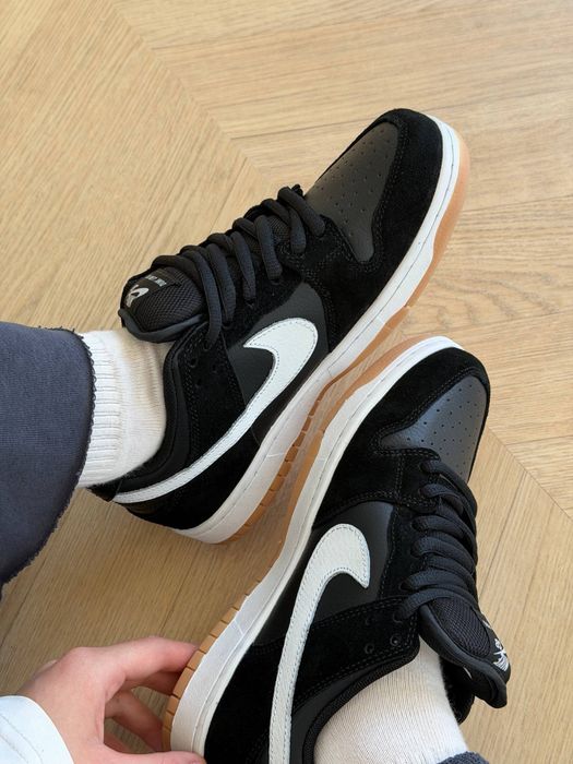 Жіночі кросівки Nike Dunk Black Gum найк сб данк чорні з білим
