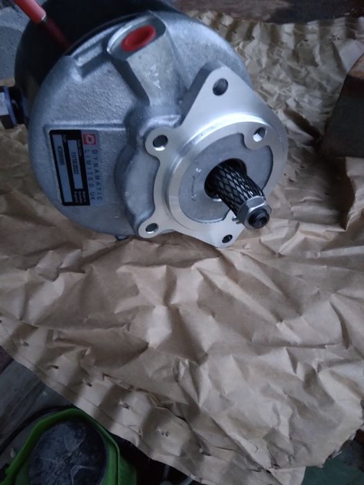 Bomba de Direcção Rectro Case