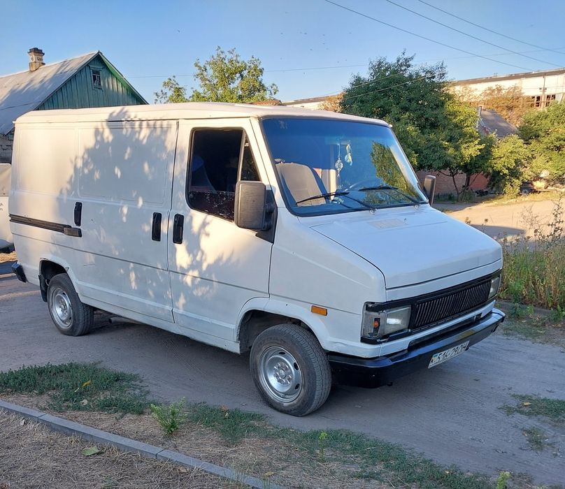 Продам пежо J5 в хорошем состоянии
