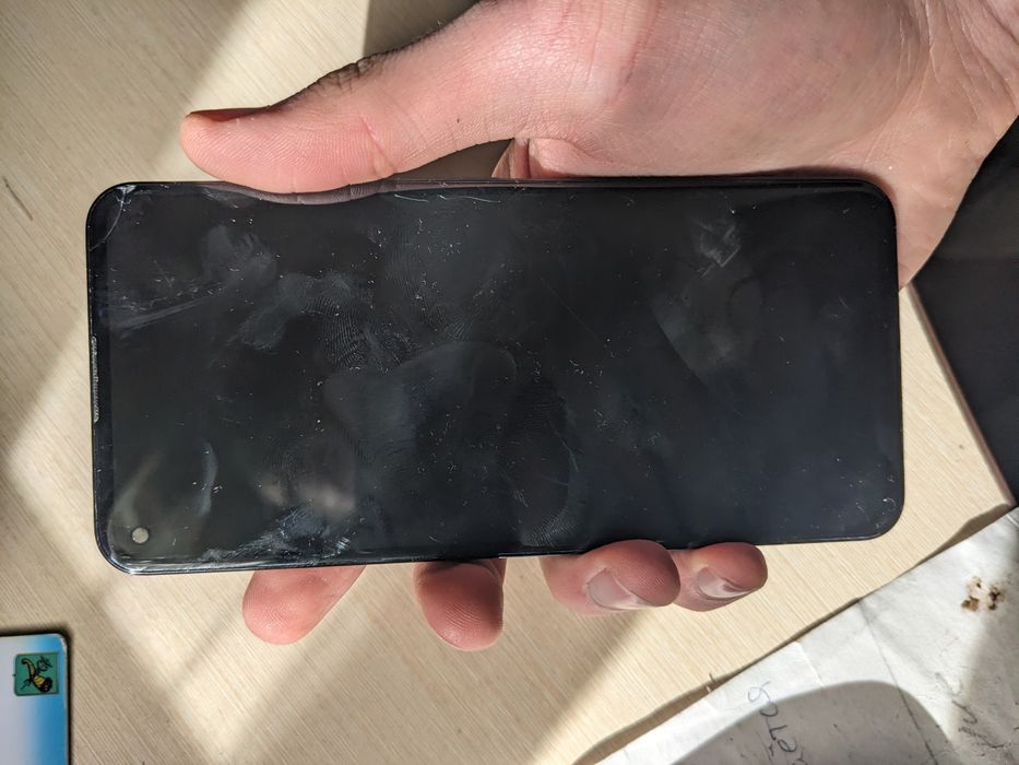 Pixel 5a запчасти (без дисплея)