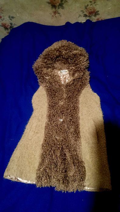 Женская тёплая Жилетка безрукавка с капюшоном XInnibeier L-XL