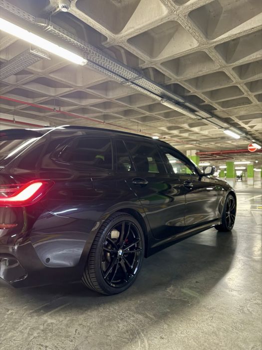 BMW 330e Touring G21 - M Performance