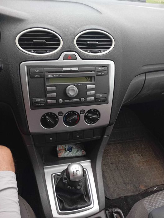 Sprzedam samochód ford focus