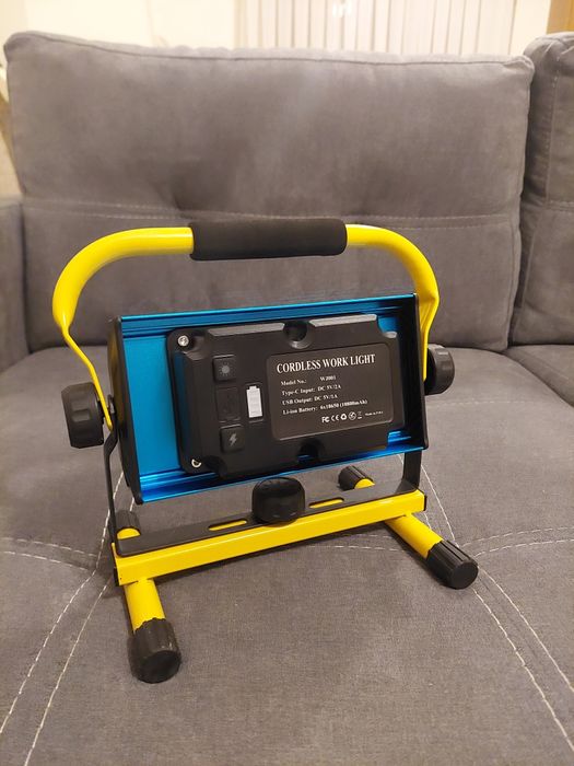 Holofote LED 7000 Lúmen