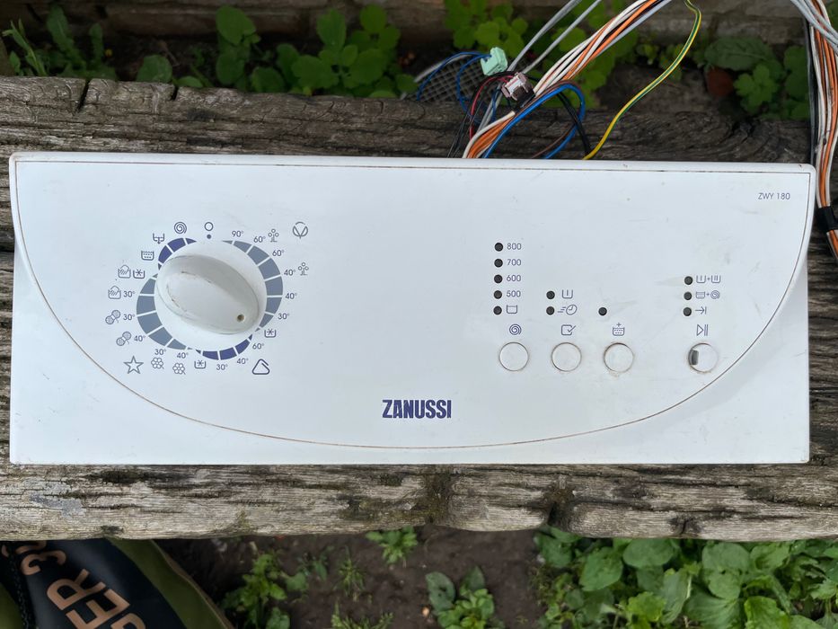 Плата управління пральної машинки zanussi Zeus 180