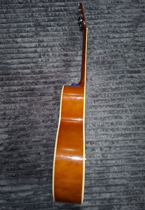 Caravan Music - акустична гітара