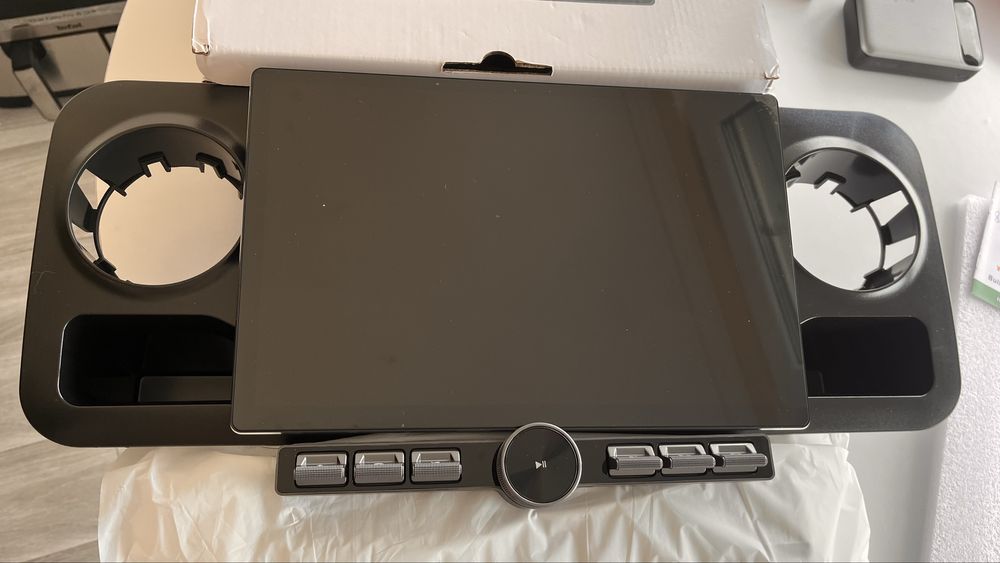 Магнітола 8/128GB Mersedes Sprinter 910