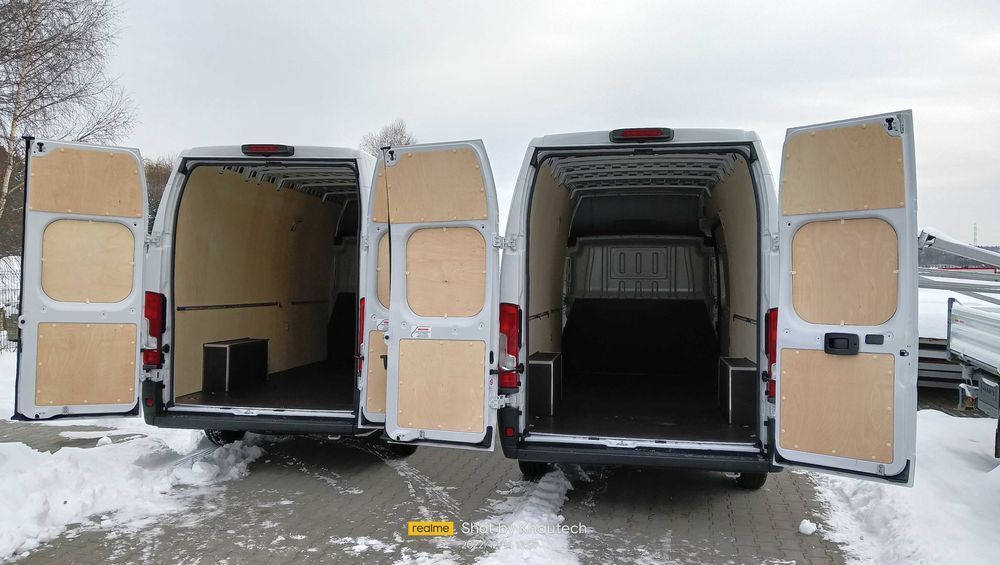 Fiat Ducato L4H3-Zabudowa standardowa przestrzeni ładunkowej busa