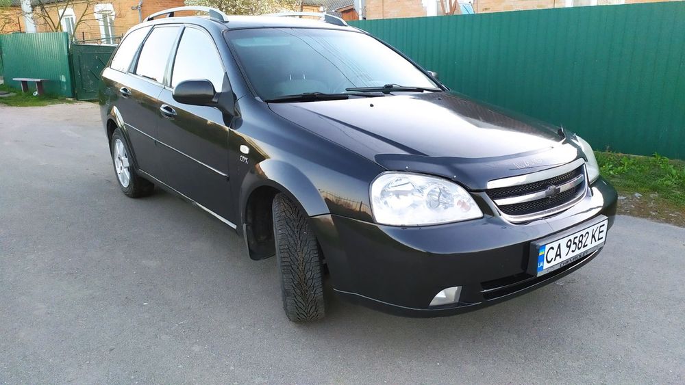 Продам chevrolet lacetti 1.8.