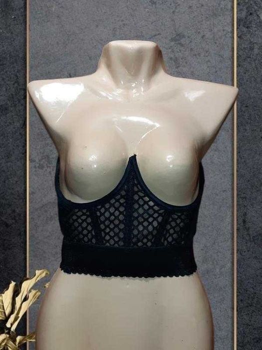 Открытый черный бюстгалтер бра