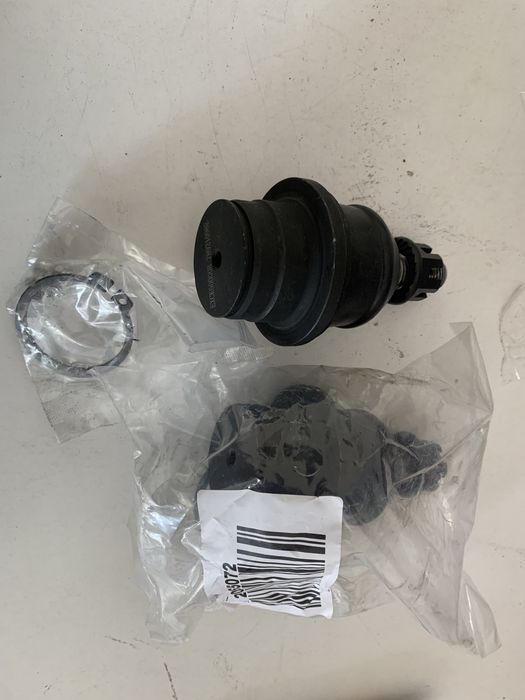 Ford f150 09- sworznie  wahacze przod 2 szt z Usa