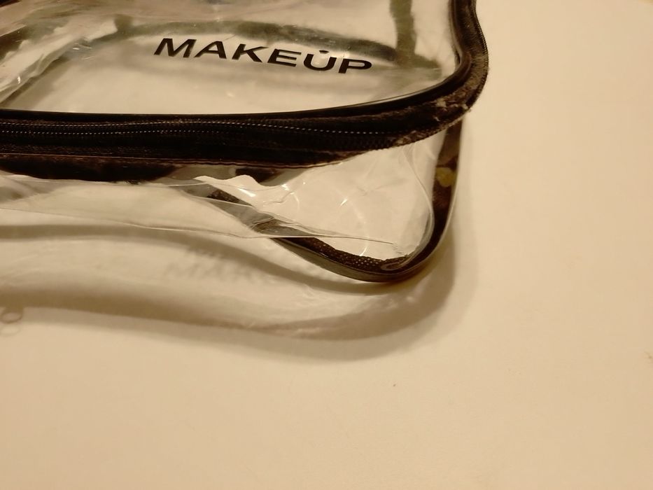 Косметичка  MAKEUP прозора нова