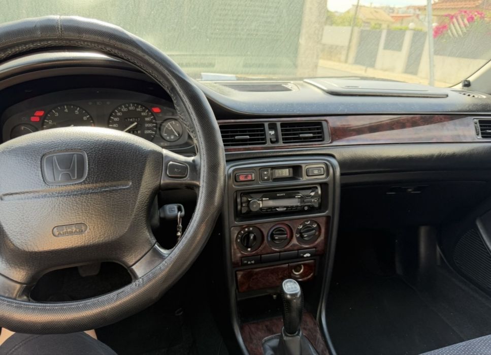 Honda Civic 1.5 (2000) – 174.717 km – Sinistrado