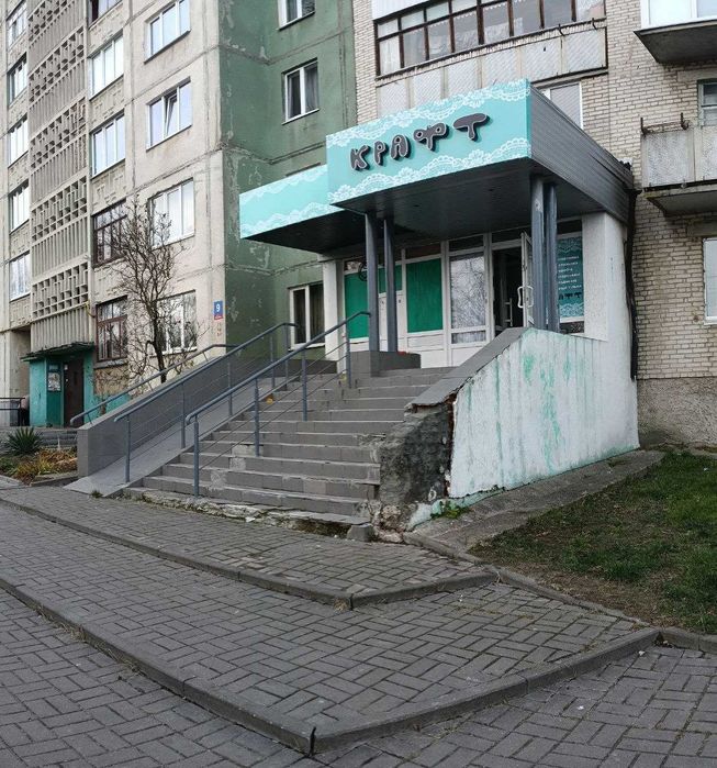 Приміщення відділення банку площею 75.7 кв.м у м.Луцьк, вул.Конякіна