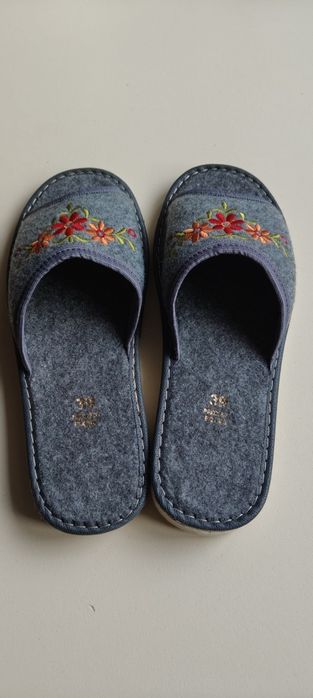 Pantofle kapcie damskie filcowe