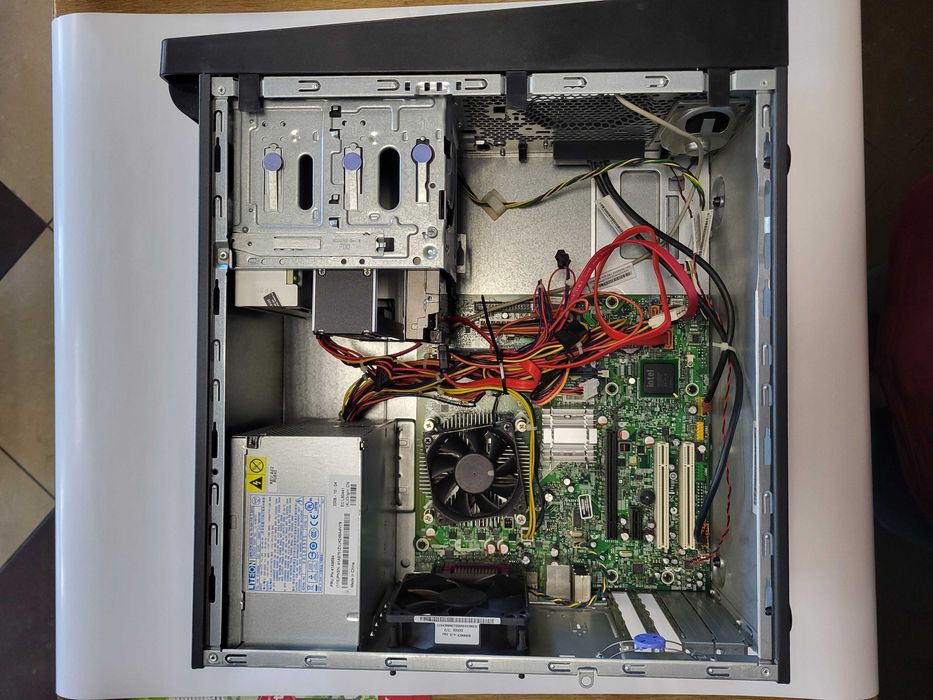 Komputer Lenovo ThinkCentre M58e + monitor BENQ LCD gratis !