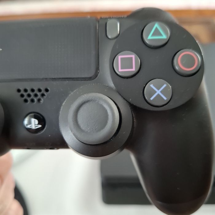 PlayStation 4slim +GRA
