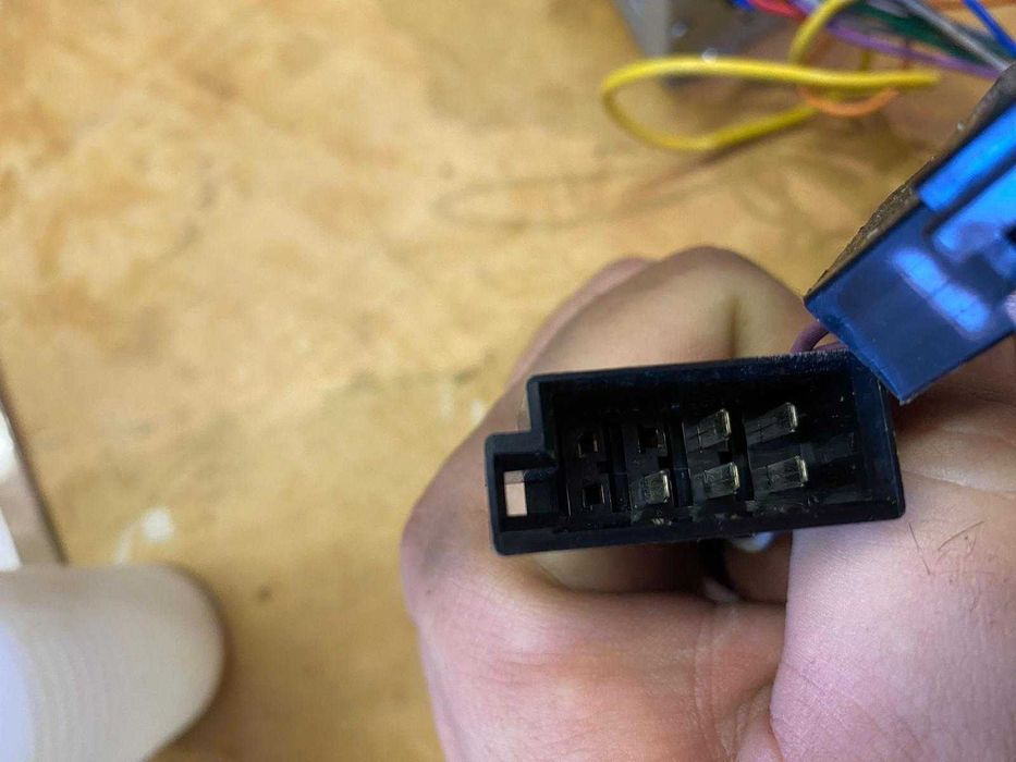 Radio samochodowe Alpine CDE-180RR