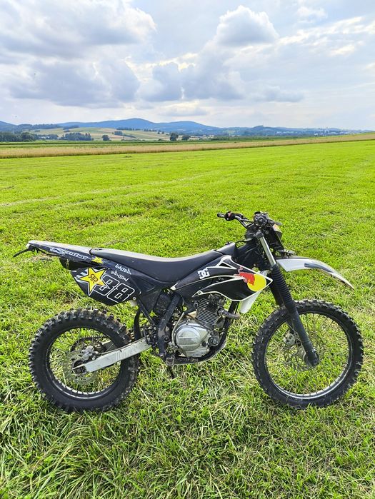 Motocykl Beta RE/RR 125
