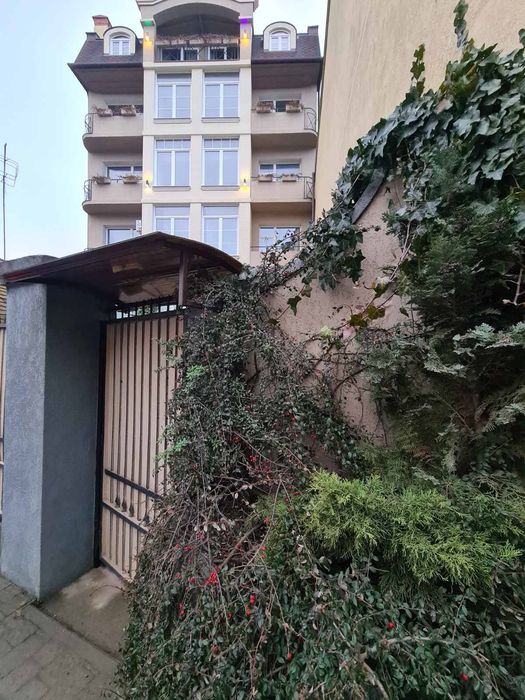 Продається квартира у  Центральній частині міста