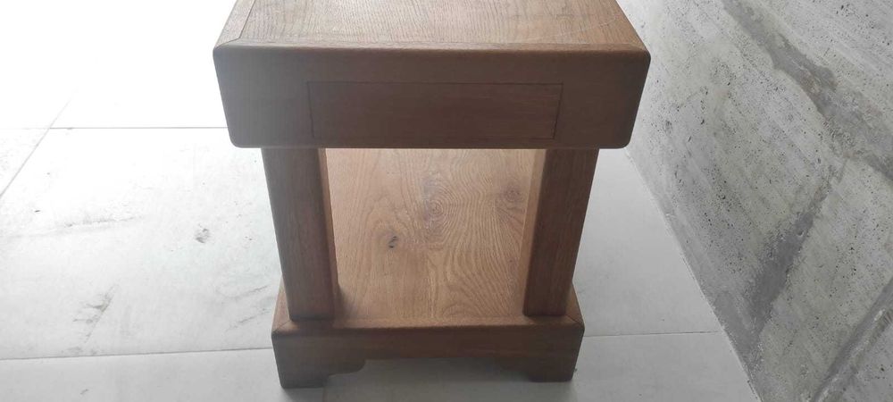 Mesa de sala em carvalho
