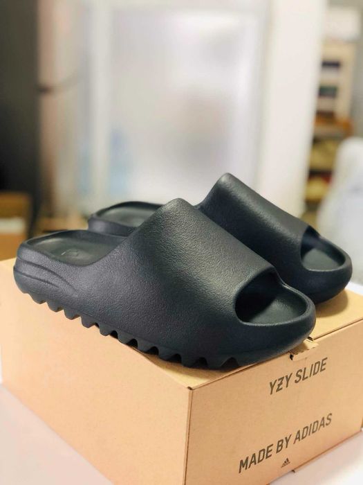 Adidas Yeezy Slide Onyx R.38