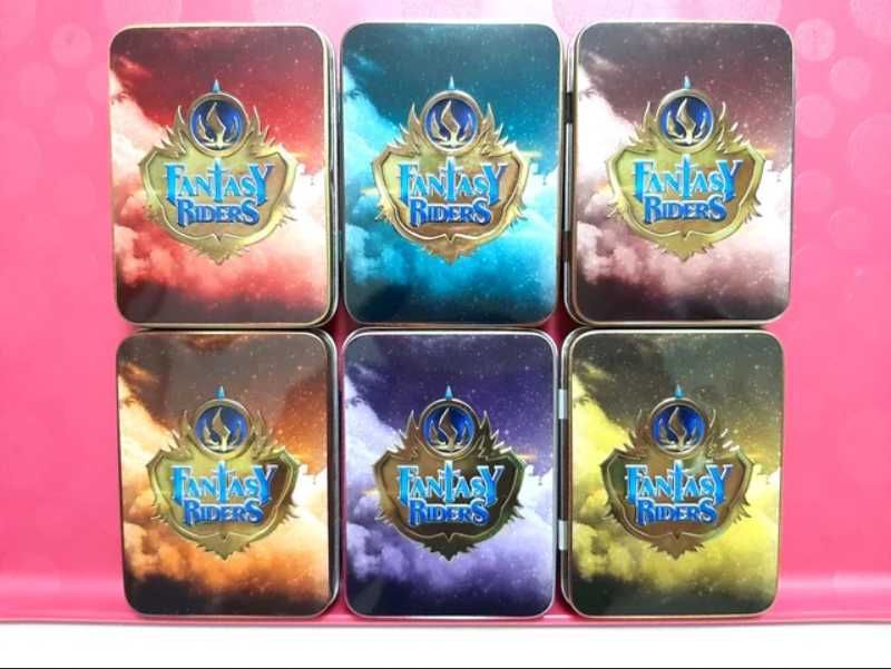 Display Coleção 6 Latas Panini Fantasy Riders 2018