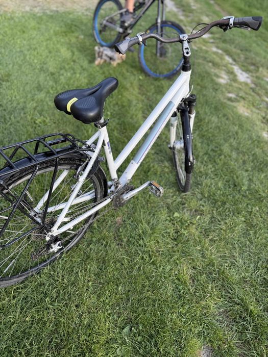 Bialy rower damka 28cali