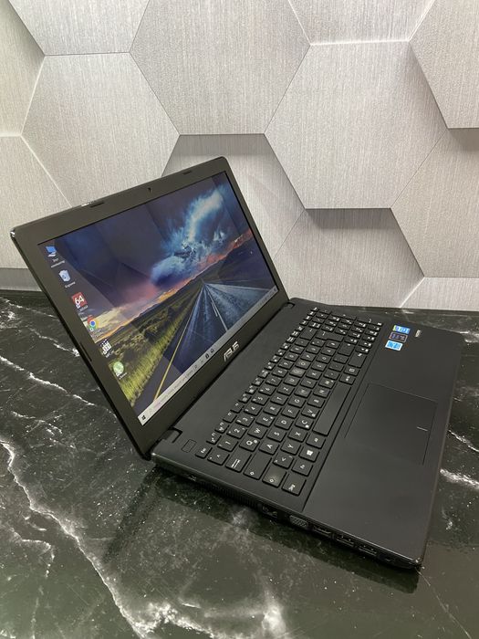 Ноутбук Asus R512M