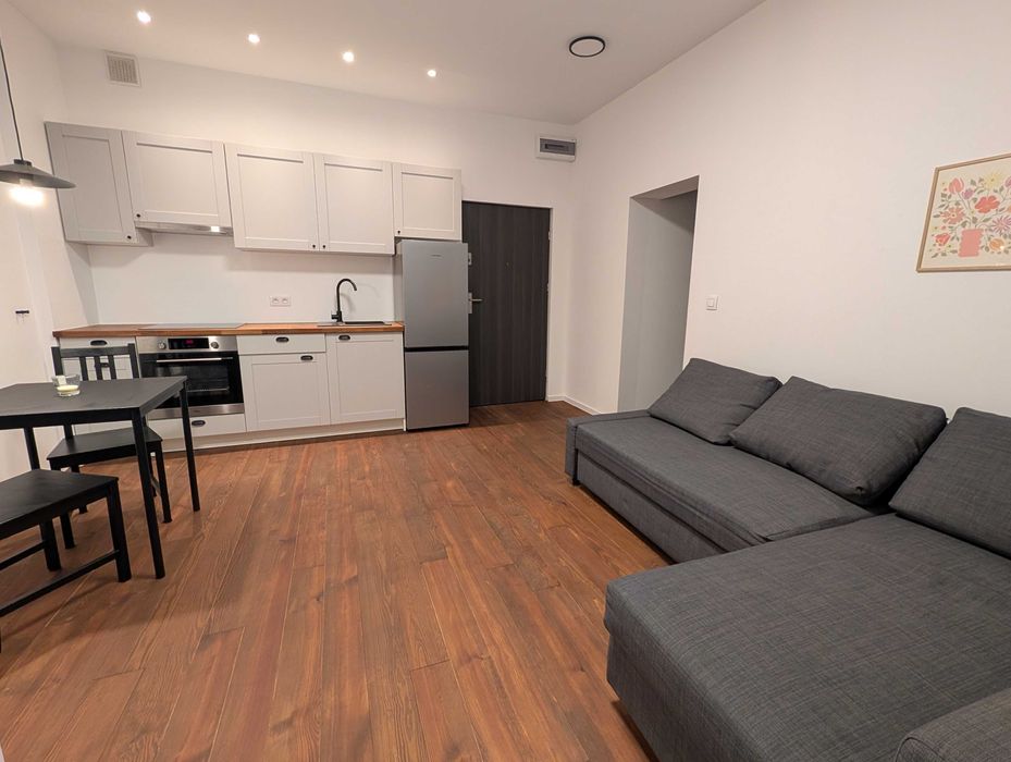 Oleśnica Rynek wynajmę kawalerkę z osobną garderobą