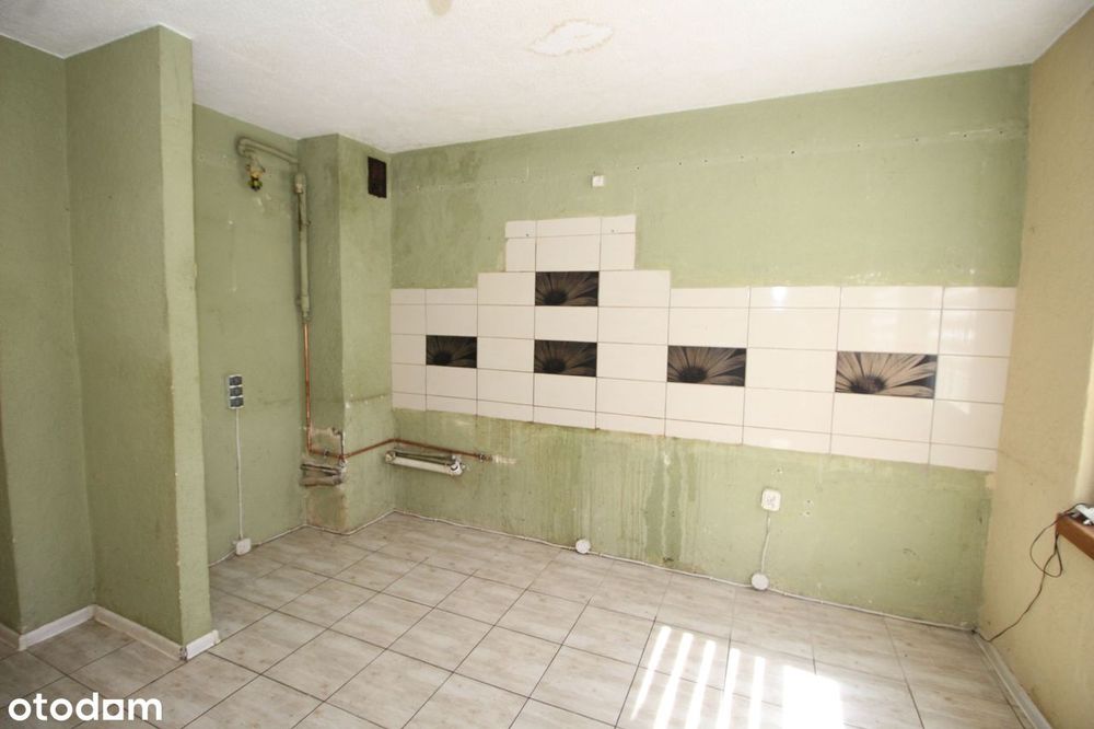 2 pokoje 32 m2 niski blok do remontu