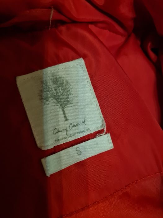 Kurtka czerwona CARRY