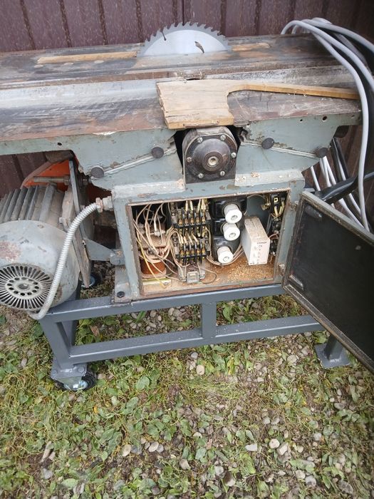 Продам станок універсальний