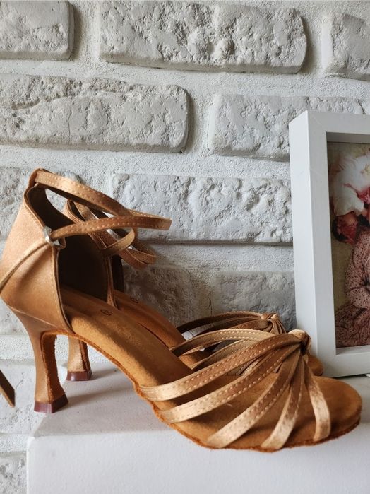 Buty taneczne 39 złote