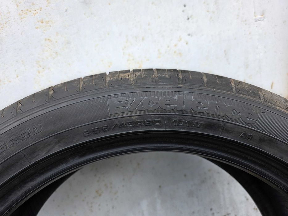 goodyear exellence 255/45/r20 ГАРНИЙ СТАН