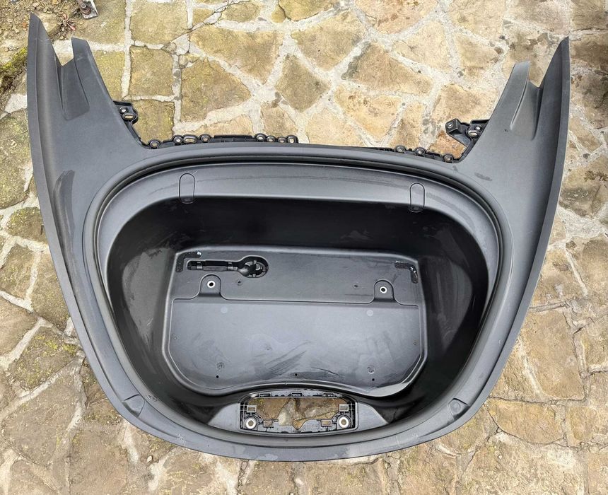 Корито багажника Tesla Model 3/Y бокс підкапотний Тесла тройка вайка