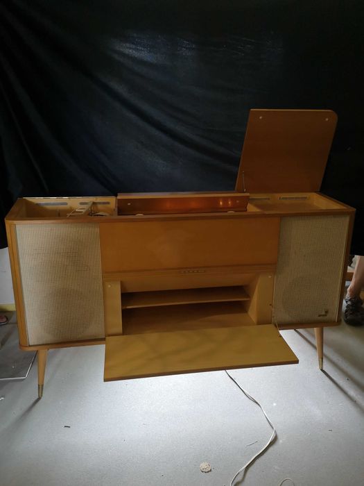 Radiola z lat 60-tych GRUNDING Konzertschrank w super stanie
